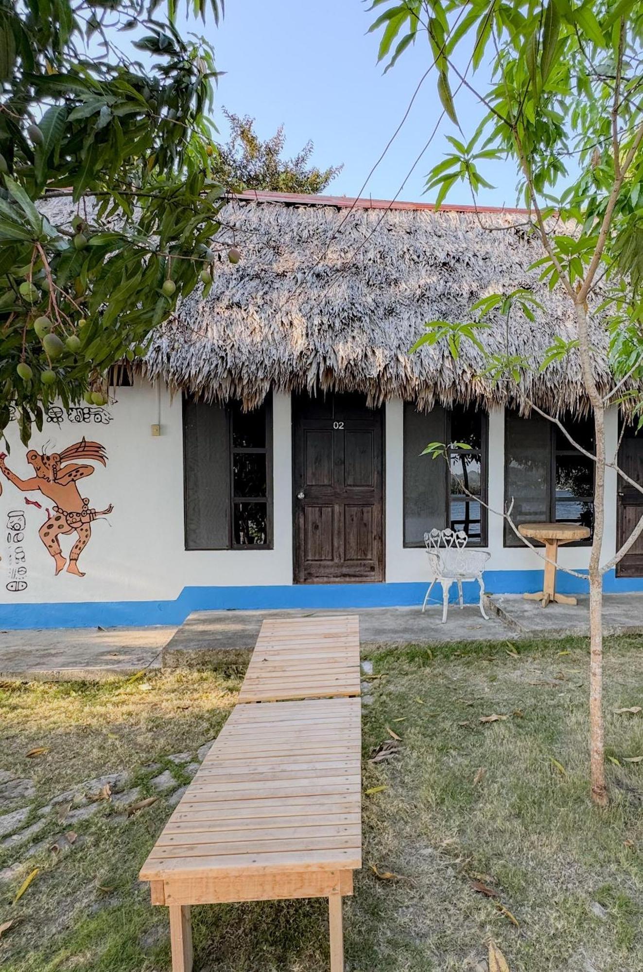 Mayan Spirit Flores Exterior foto